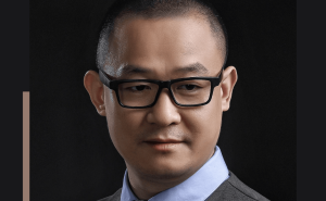 民營企業(yè)家：以堅韌破局，新歲曙光中事業(yè)扎根生長