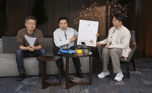 雷軍直播曬專利證書:小米自研2200MPa超強鋼 實力回應質疑