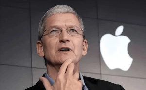 庫克放話：蘋果今年創(chuàng)新大爆發(fā)，折疊屏iPhone與AI眼鏡齊登場