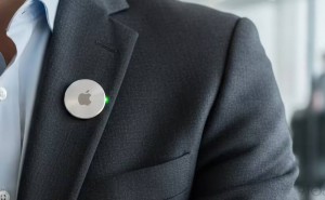 蘋果正式進(jìn)軍AI硬件領(lǐng)域:庫(kù)克官宣布局 無(wú)屏眼鏡與智能胸針即將登場(chǎng)