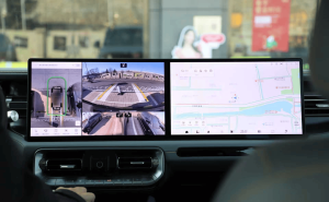 BJ40燃油巨幕版“透視眼”上線，新手越野告別“盲”駕焦慮