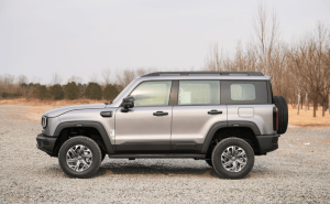 全場景出行新選擇:BJ40燃油憑實力拓展邊界,日常越野皆從容