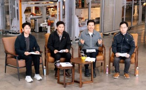 雷軍直播聚焦小米汽車(chē)安全，揭秘新一代SU7安全設(shè)計(jì)與電池工廠實(shí)力