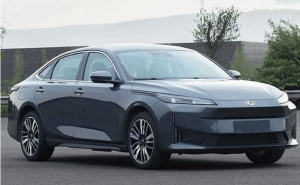 10萬級(jí)插混新選擇！長安啟源A05大屏加持 續(xù)航智能雙在線 家用出行更省心