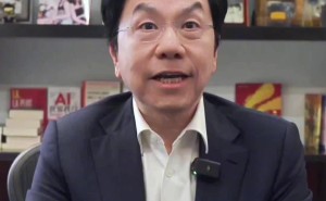 李開復(fù)回應(yīng)Anthropic指責(zé)：蒸餾無錯(cuò)，該公司曾盜版且還欠我稿費(fèi)