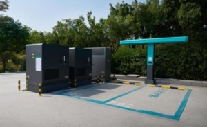 比亞迪閃充技術(shù):5分鐘充好,9分鐘充飽,破解低溫充電世界難題