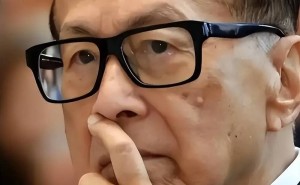 李嘉誠三大“傳家寶”級資產曝光：長江中心居第三，榜首竟是這座豪宅