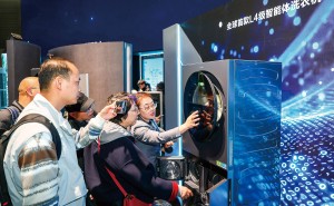 從需求洞察到場景落地：企業(yè)家引領(lǐng)AI科技重塑智慧生活新圖景