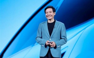 雷軍直播透露新動態(tài)：新一代小米SU7鎖單破4萬，還稱要拆車再裝回