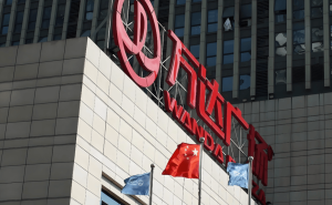 七旬王健林傾力償債步履維艱，市場(chǎng)何妨多些善意與緩沖空間