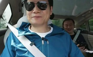 雷軍直播辟謠：小米遭網(wǎng)絡(luò)抹黑，以行動(dòng)戳穿不實(shí)言論還原真相