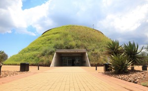 踏訪非洲古跡：從人類搖籃到金字塔，解鎖文明記憶的千年回響