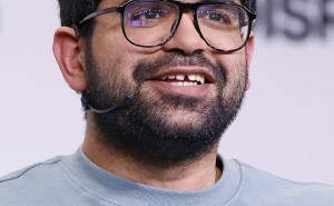 Perplexity CEO：AI發展強化iPhone地位，個人數據成蘋果關鍵優勢